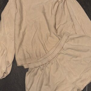 4/$20 Lounge Set